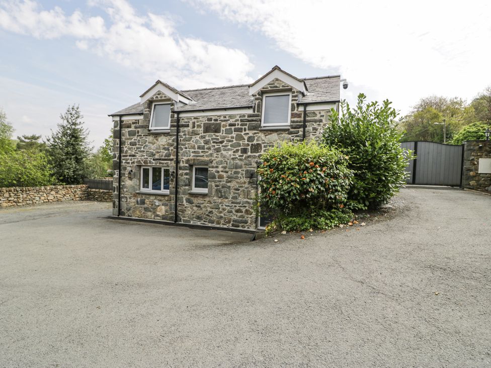 The Coach House - North Wales - 1107485 - thumbnail photo 1