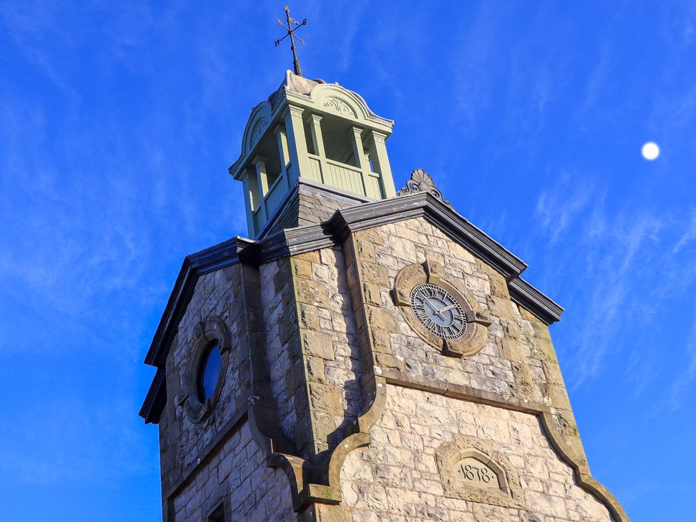 Clock Tower - Lake District - 1107643 - thumbnail photo 3