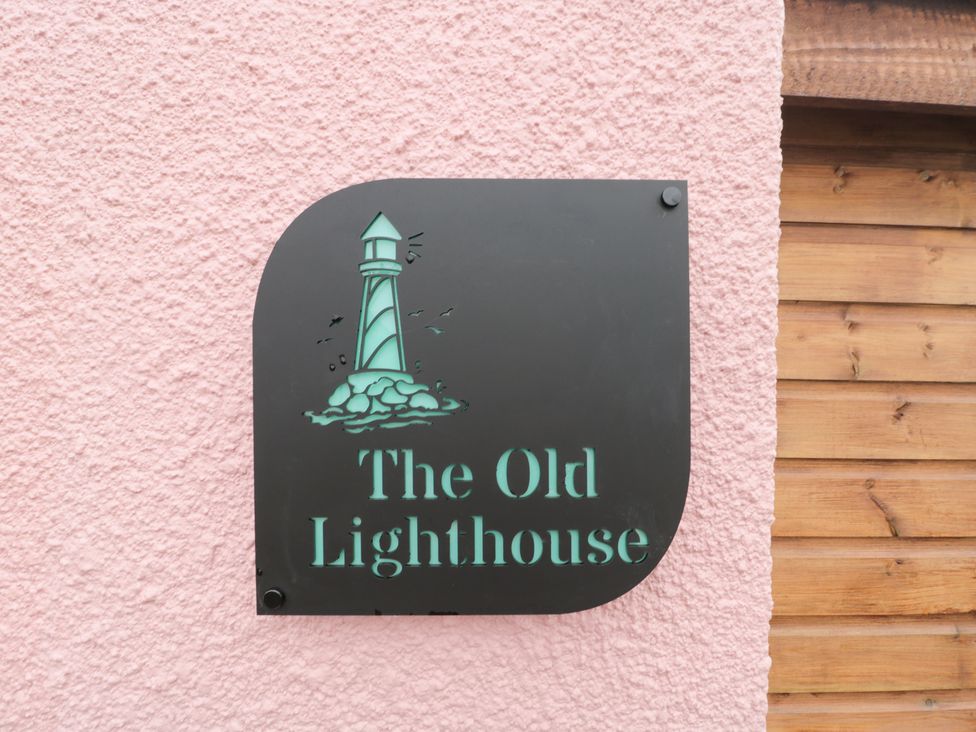 The Old Lighthouse Cottage - Somerset & Wiltshire - 1107877 - thumbnail photo 6
