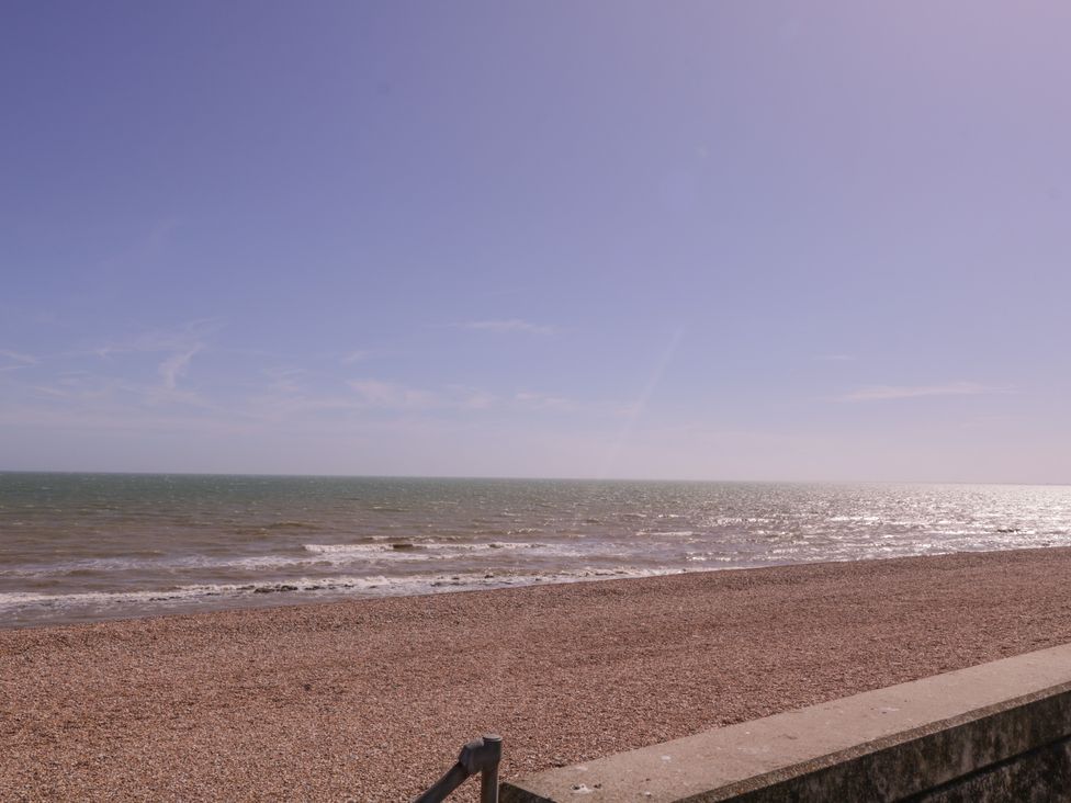6 Gloster Terrace - Kent & Sussex - 1108475 - thumbnail photo 31