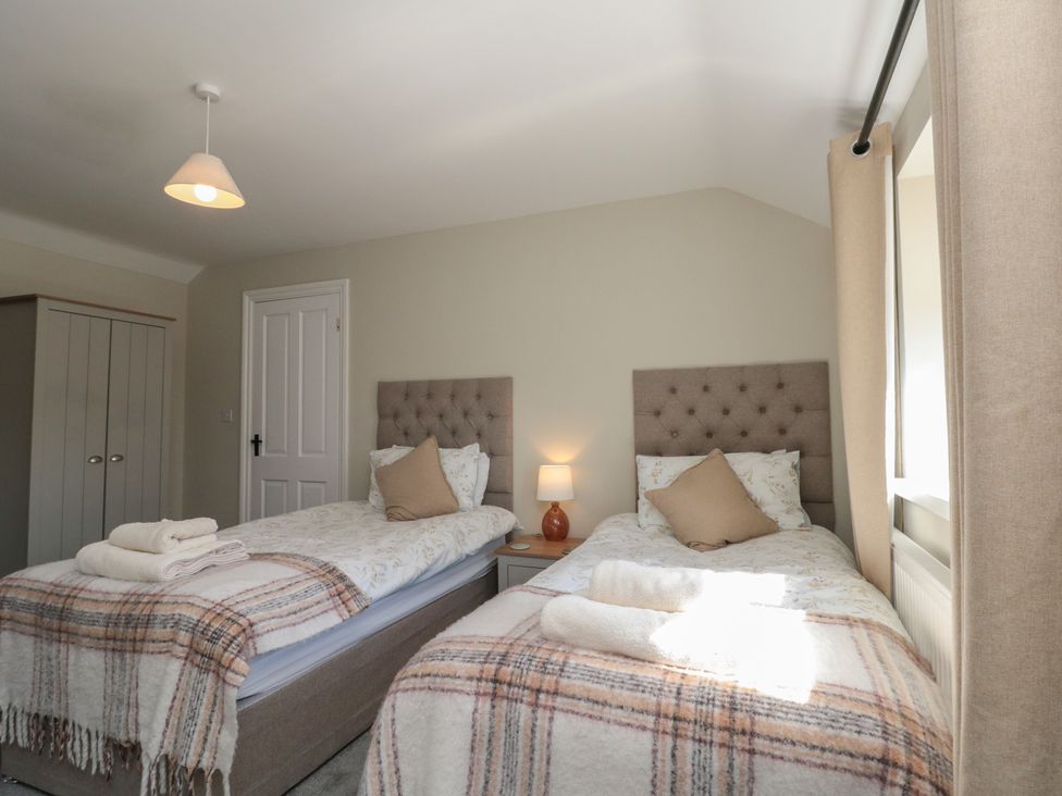 Beaconsfield Cottage - North Yorkshire (incl. Whitby) - 1109246 - thumbnail photo 20