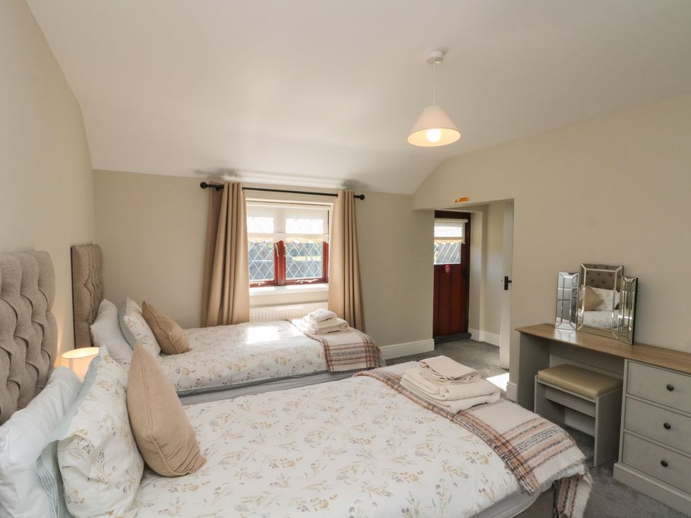 Beaconsfield Cottage - North Yorkshire (incl. Whitby) - 1109246 - thumbnail photo 21