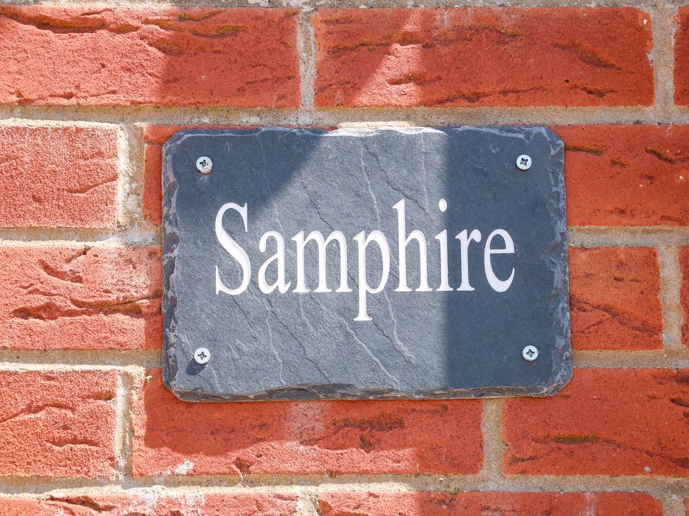 Samphire - Lincolnshire - 1110188 - thumbnail photo 4