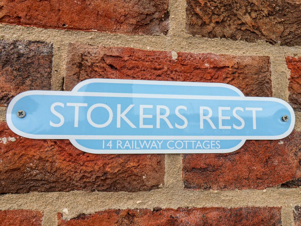 Stoker's Rest - North Yorkshire (incl. Whitby) - 1111019 - thumbnail photo 3