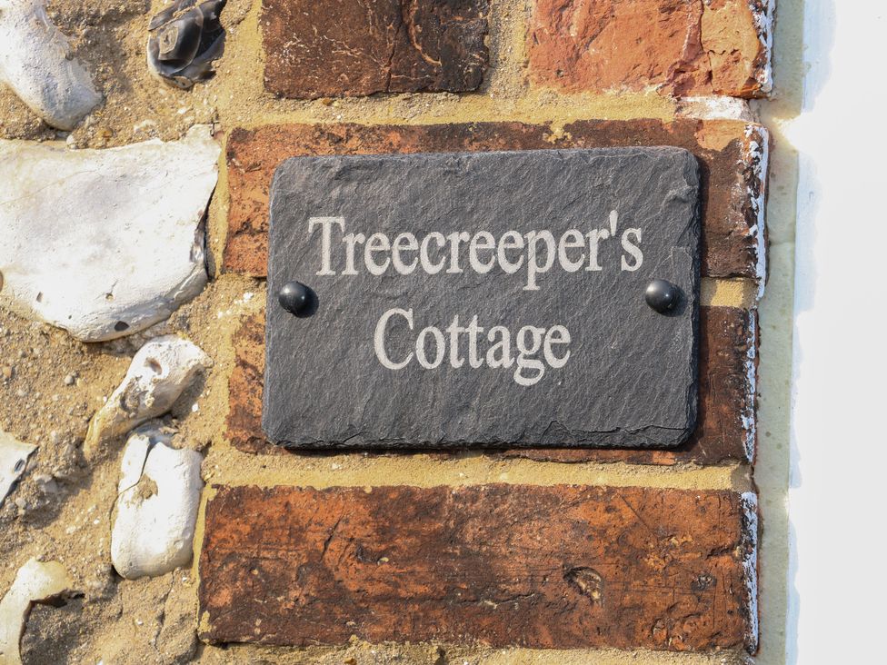 Treecreeper's Cottage - Norfolk - 1112548 - thumbnail photo 3