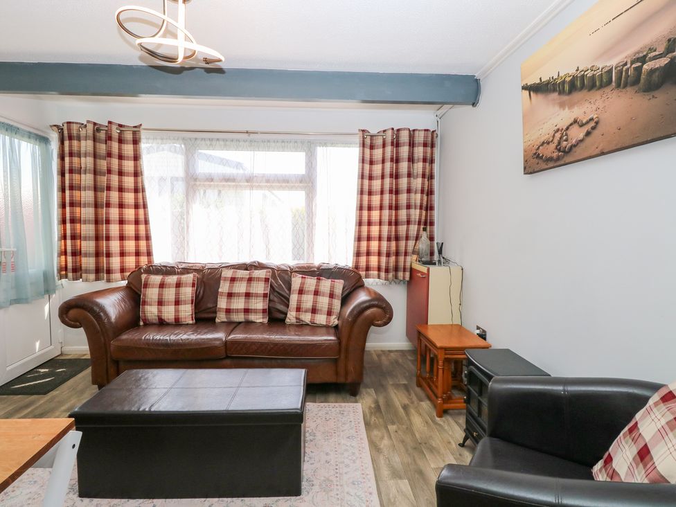 Chalet 468 - Norfolk - 1112940 - thumbnail photo 4