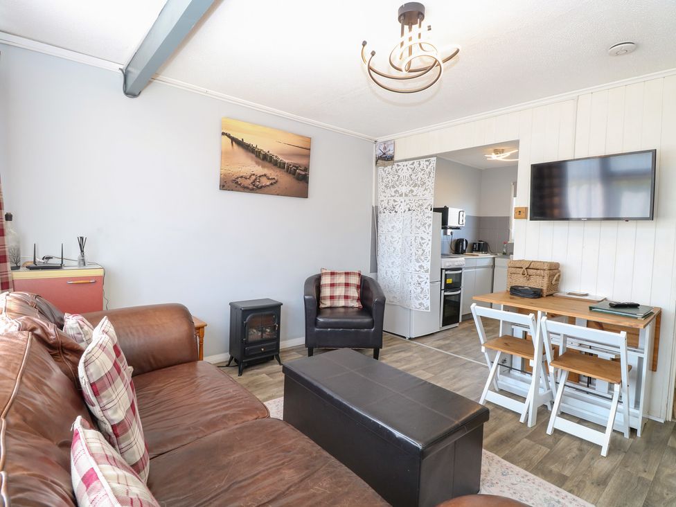 Chalet 468 - Norfolk - 1112940 - thumbnail photo 5