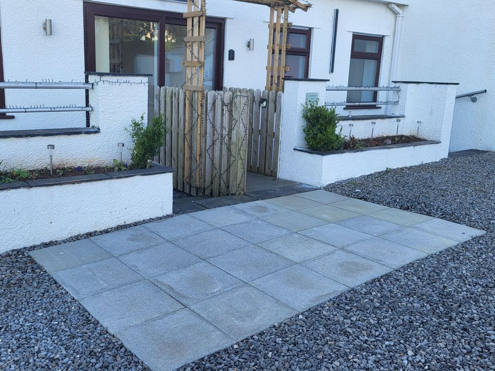 Top Of The Lane Luxury Holiday Apartment - Anglesey - 1115803 - thumbnail photo 7