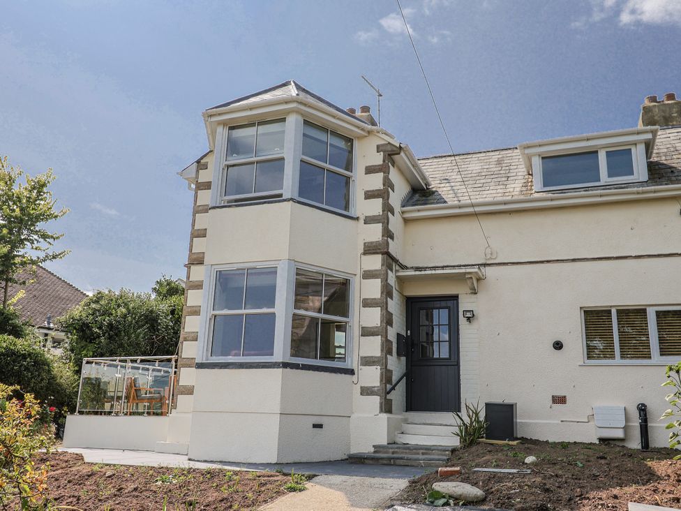A house with garden and pathway at St Helena in Charmouth