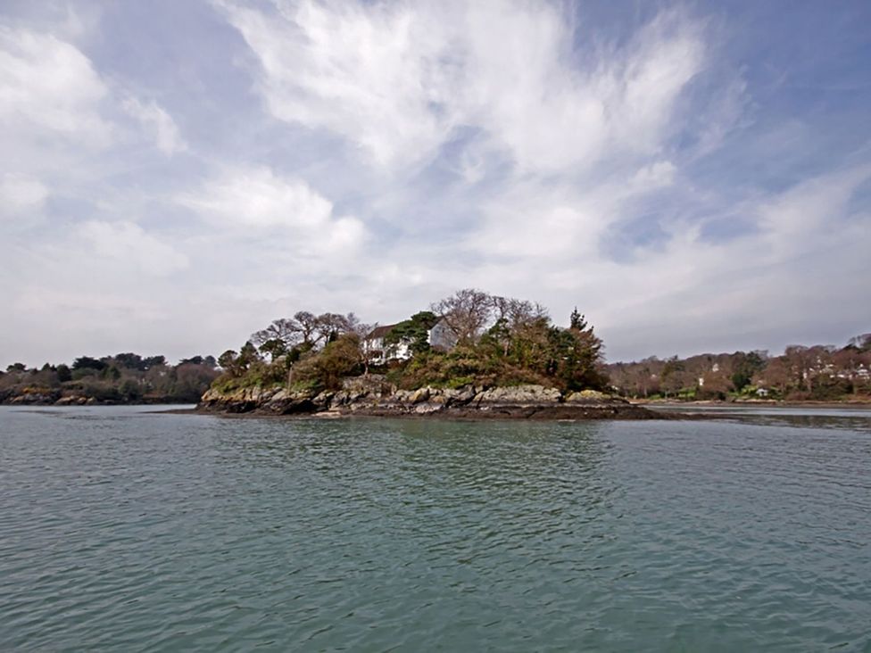 Ynys Castell - Anglesey - 1116445 - thumbnail photo 27