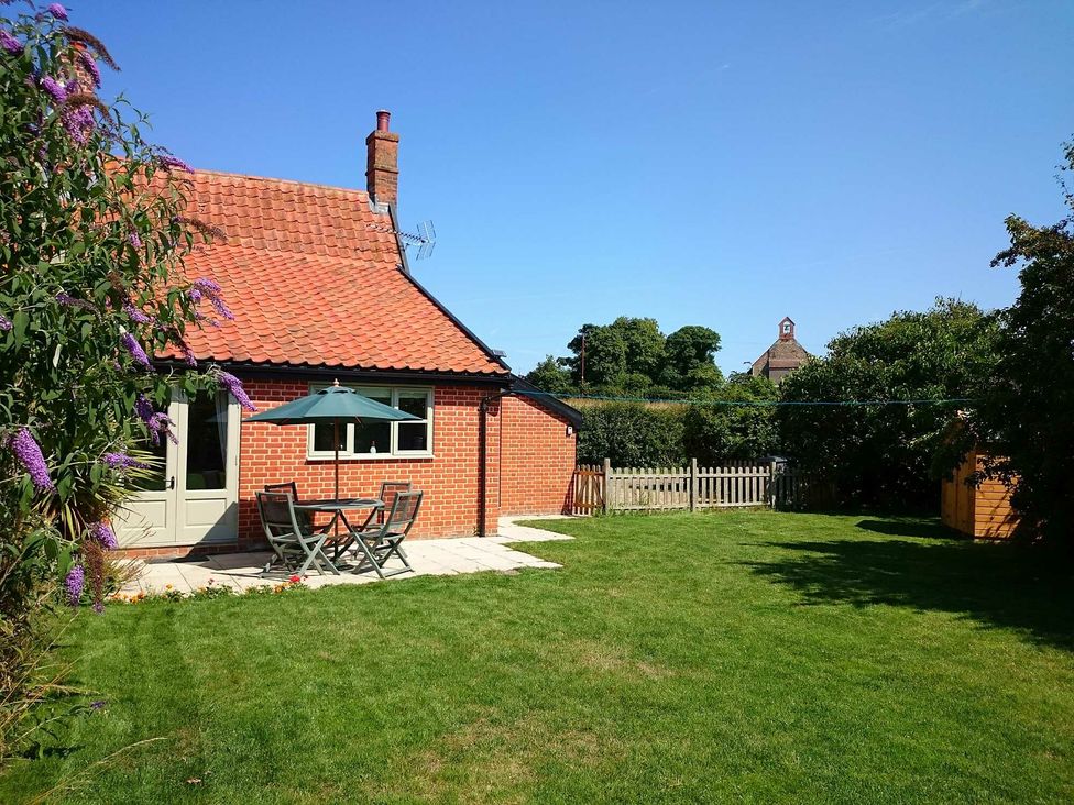 1 Grange Cottages, Westleton - Suffolk & Essex - 1116846 - thumbnail photo 7