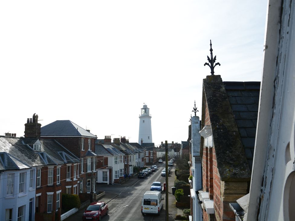 Lighthouse View, Southwold - Suffolk & Essex - 1116855 - thumbnail photo 32