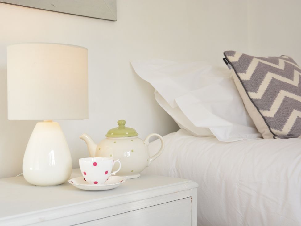 2 Greensleeves - Suffolk & Essex - 1116958 - thumbnail photo 7