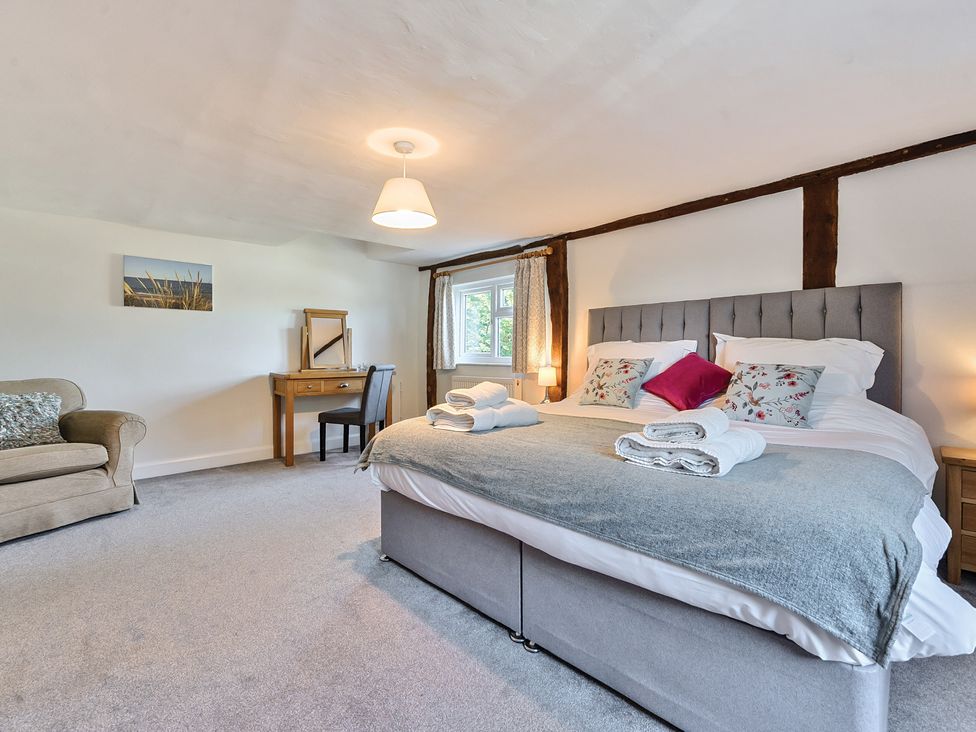 Bedingfield House, nr Debenham - Suffolk & Essex - 1117016 - thumbnail photo 22