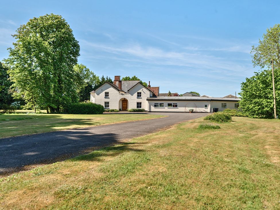 Bedingfield House, nr Debenham - Suffolk & Essex - 1117016 - thumbnail photo 81