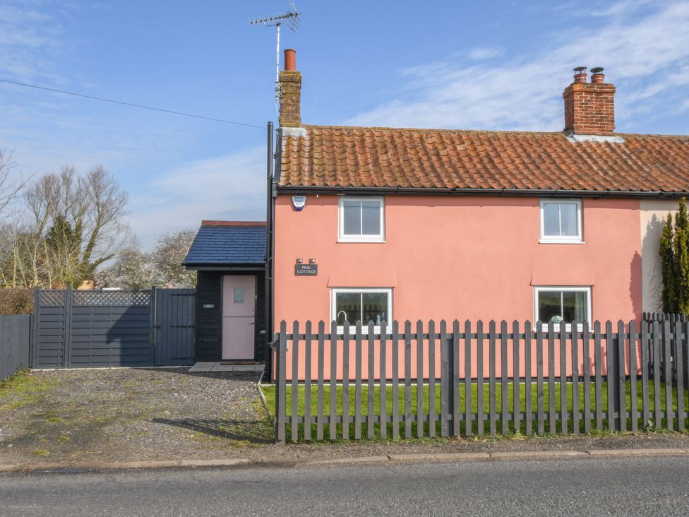Pink Cottage, Stradbroke - Suffolk & Essex - 1117098 - thumbnail photo 2