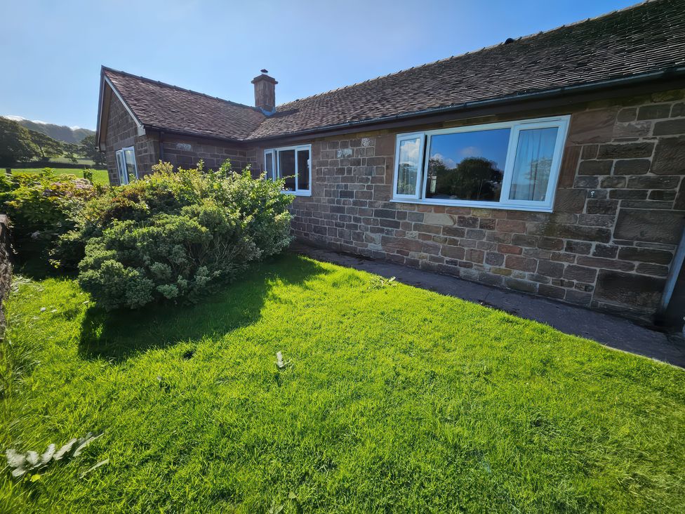 Hawksbridge Bungalow - Peak District & Derbyshire - 1117675 - thumbnail photo 24