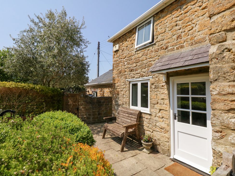 Tiddlers Cottage | Bridport | Uploders | Dorset And Somerset | Self ...