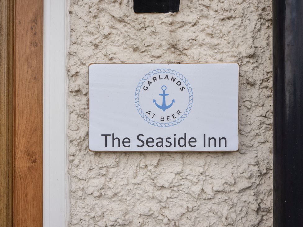 The Seaside Inn - Devon - 1118986 - thumbnail photo 2