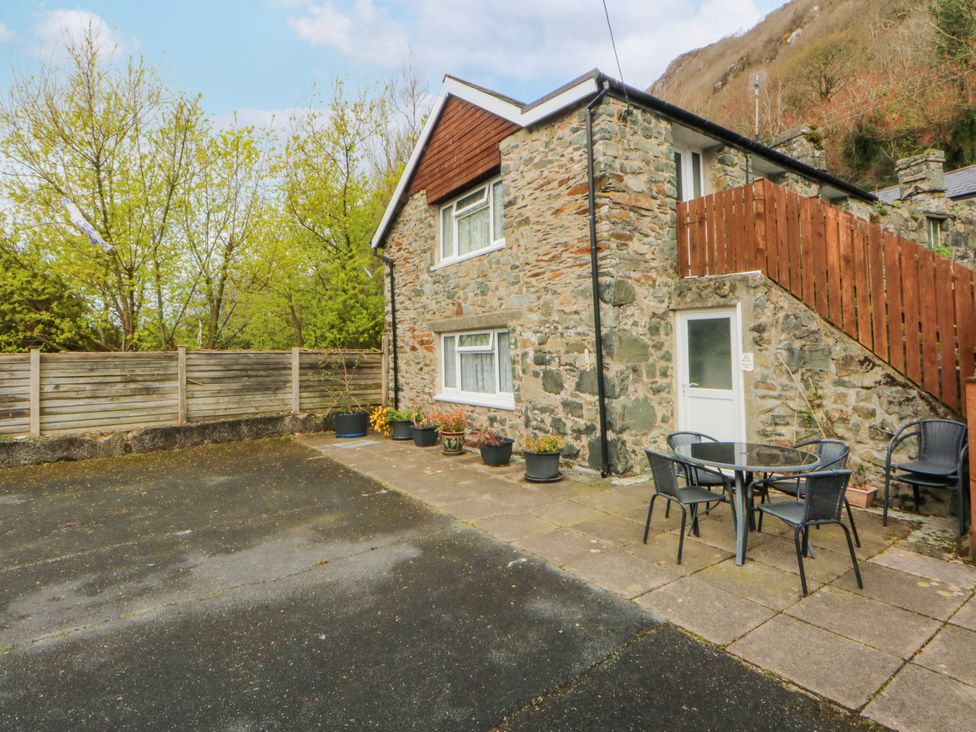 First Floor Apartment - North Wales - 1121578 - thumbnail photo 1