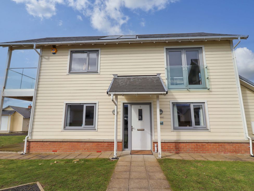 A house with windows and a front door at Spindrifter Beadnell