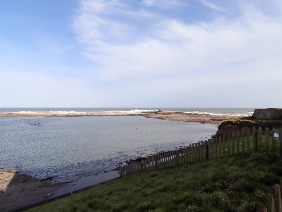 A view of water and waves at Old Bakery No2 in Seahouses