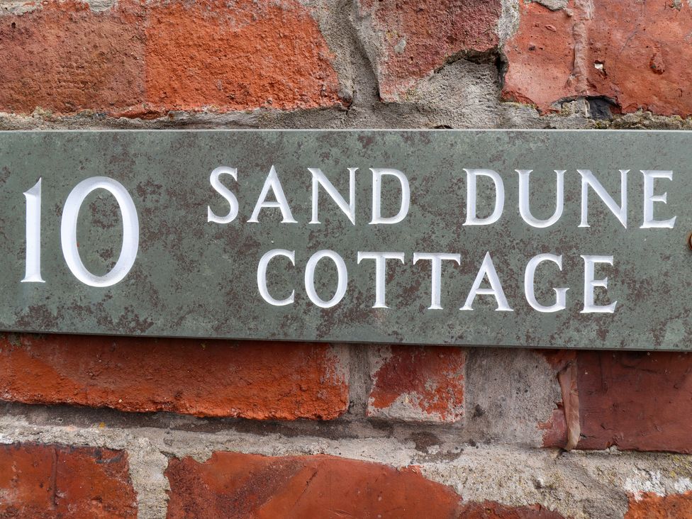 Sand Dune Cottage - Northumberland - 1122216 - thumbnail photo 3