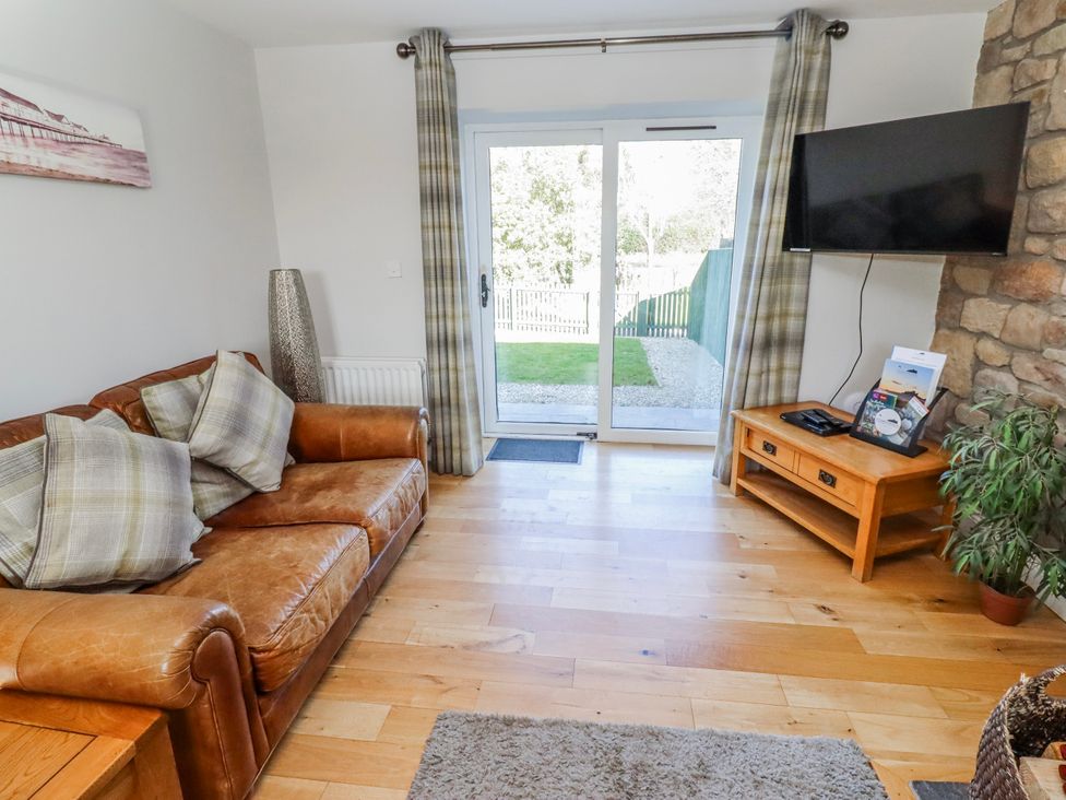 Greenfinch - Northumberland - 1122276 - thumbnail photo 6