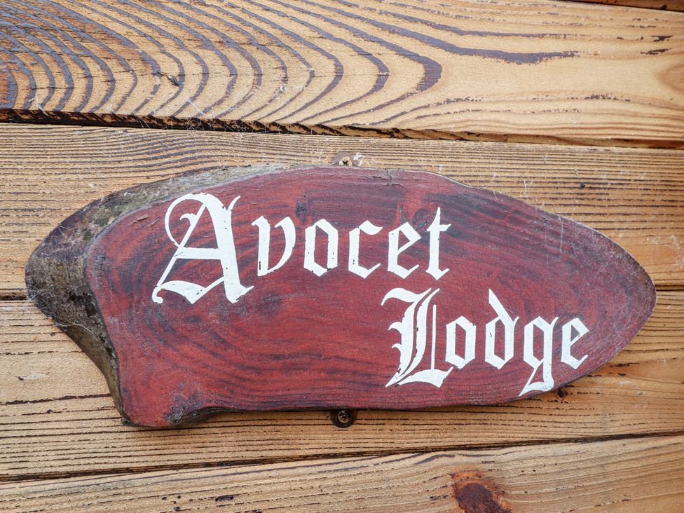Avocet Lodge - Lincolnshire - 1122889 - thumbnail photo 2
