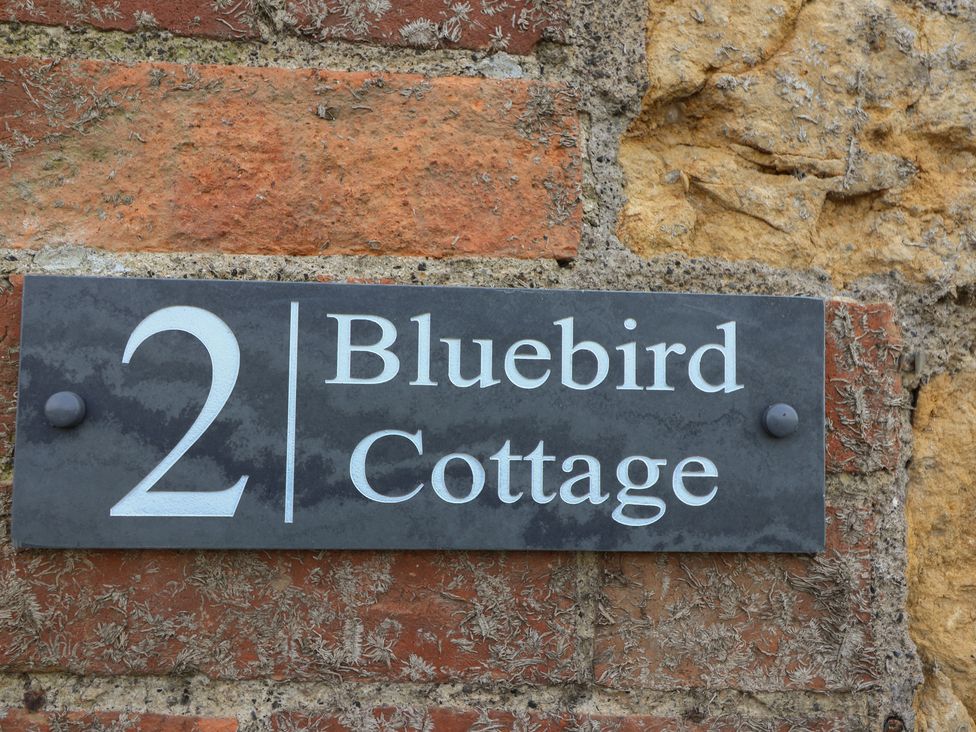 Bluebird Cottage - Somerset & Wiltshire - 1124213 - thumbnail photo 2