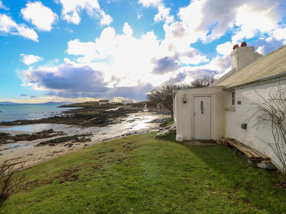 Ty Gwyn - Anglesey - 1125264 - thumbnail photo 2