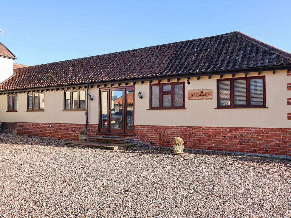 The Stables at Hall Barn - Suffolk & Essex - 1125937 - thumbnail photo 1