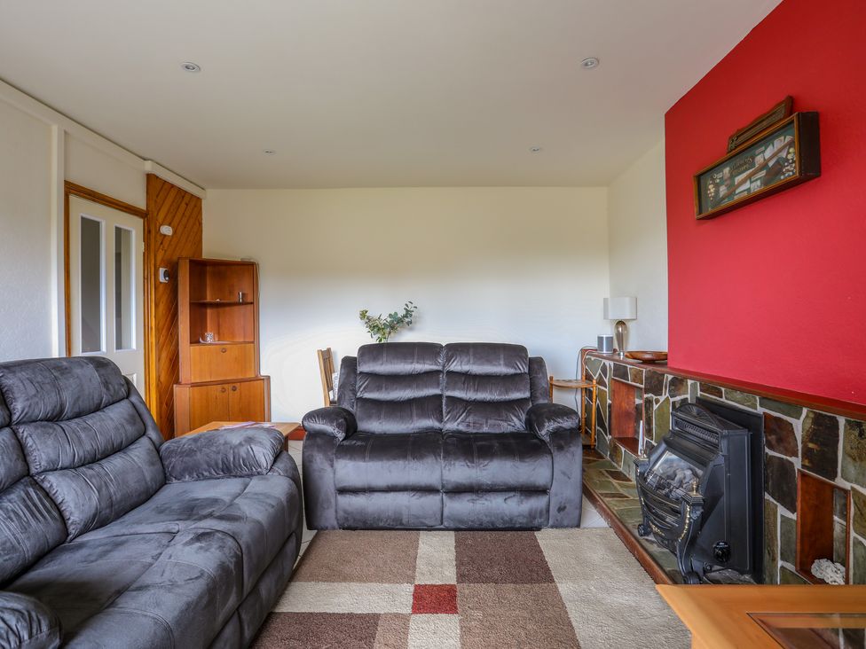 Hillside Apartment - North Wales - 1126230 - thumbnail photo 5