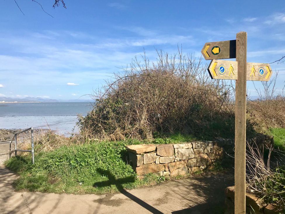 Ty Drws Nesaf - South Wales - 1127726 - thumbnail photo 31