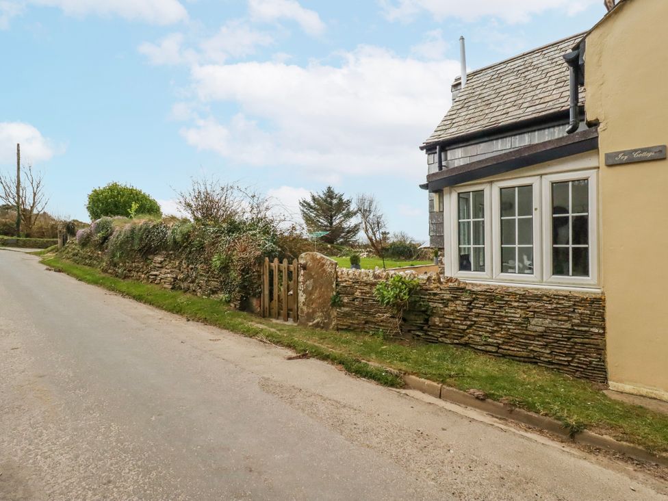 A cottage on the roadside at Ivy Cottage Trenale near Tintagel
