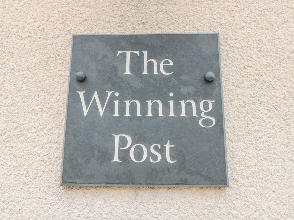 The Winning Post - Somerset & Wiltshire - 1128357 - thumbnail photo 3