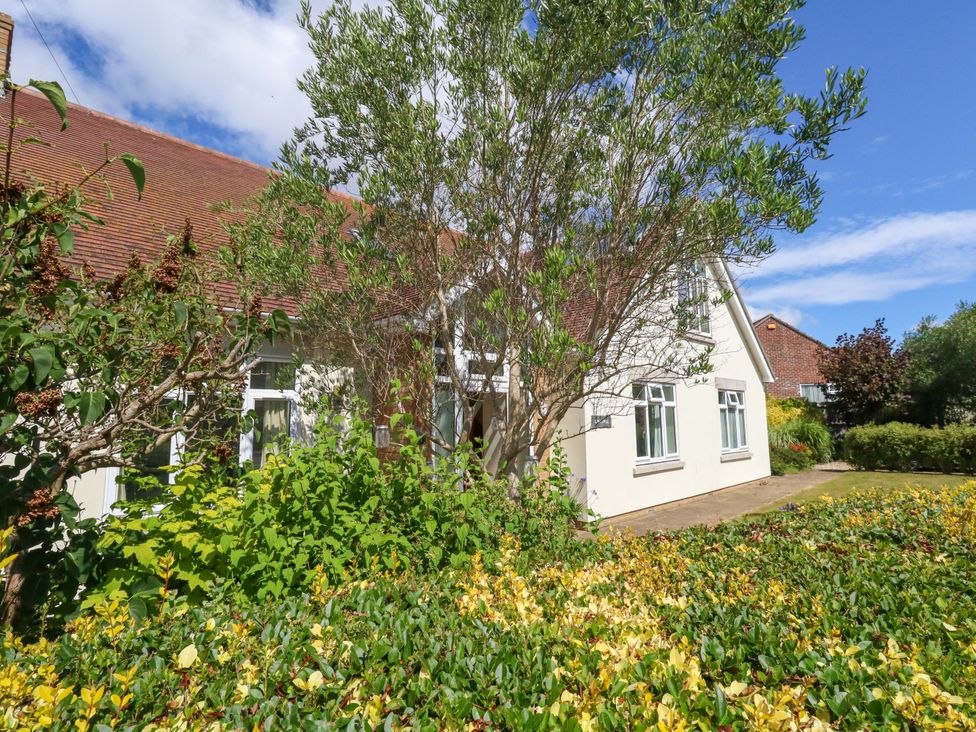 A house with a garden at 1 Fernhill Avenue Weymouth