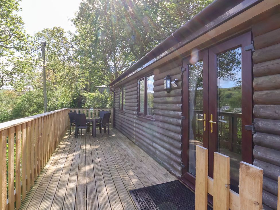 Chalet Log Cabin L2 - Devon - 1129364 - thumbnail photo 2