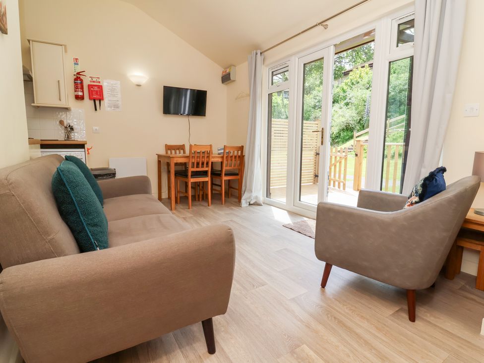 Chalet Log Cabin L6 - Devon - 1129369 - thumbnail photo 4
