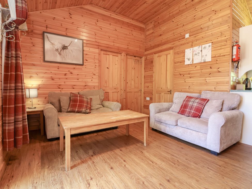 Chalet Lodge (Bunks) L1 - Devon - 1129383 - thumbnail photo 3