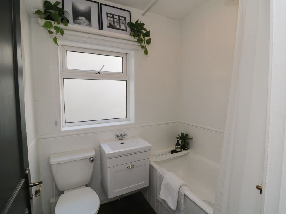 Top-Notch Flat - North Yorkshire (incl. Whitby) - 1129541 - thumbnail photo 15