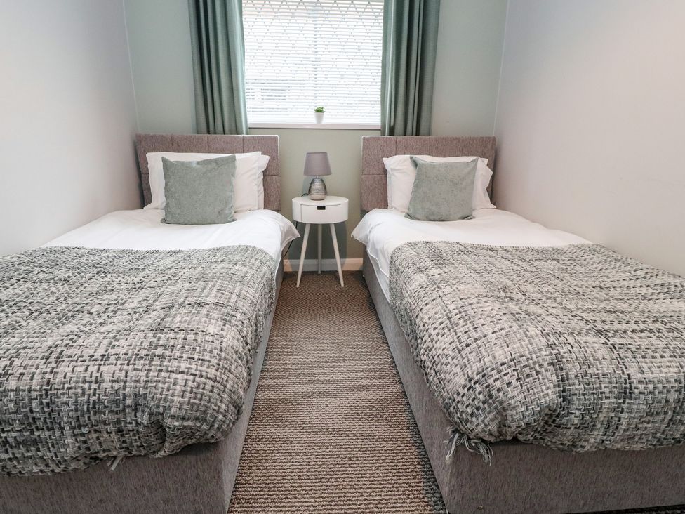 Apartment 1 @ Blackpool Sleepover - Lake District - 1129711 - thumbnail photo 14