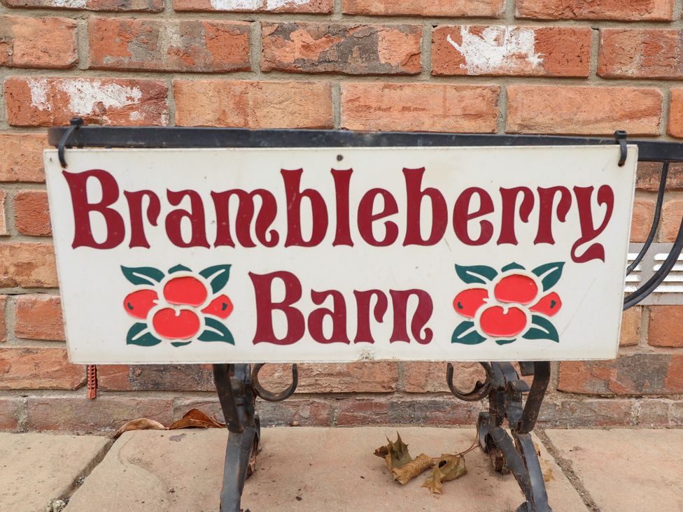 Brambleberry Barn - Lincolnshire - 1130024 - thumbnail photo 4