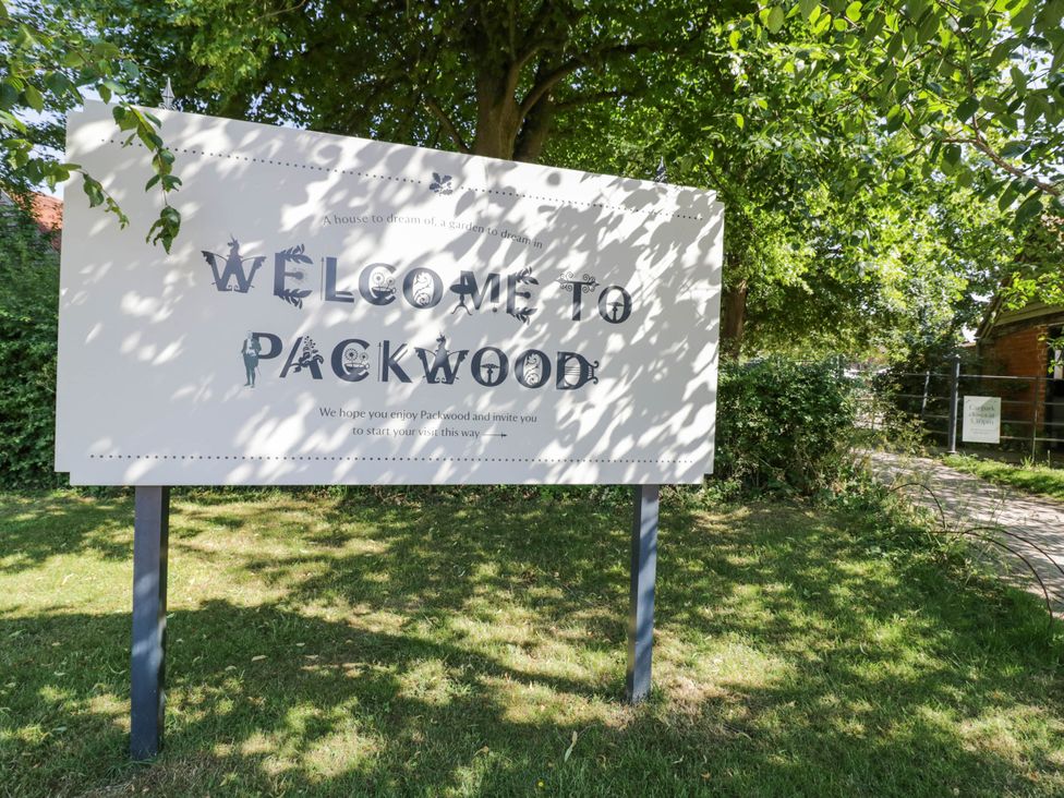 A welcome sign at Packwood in Solihull