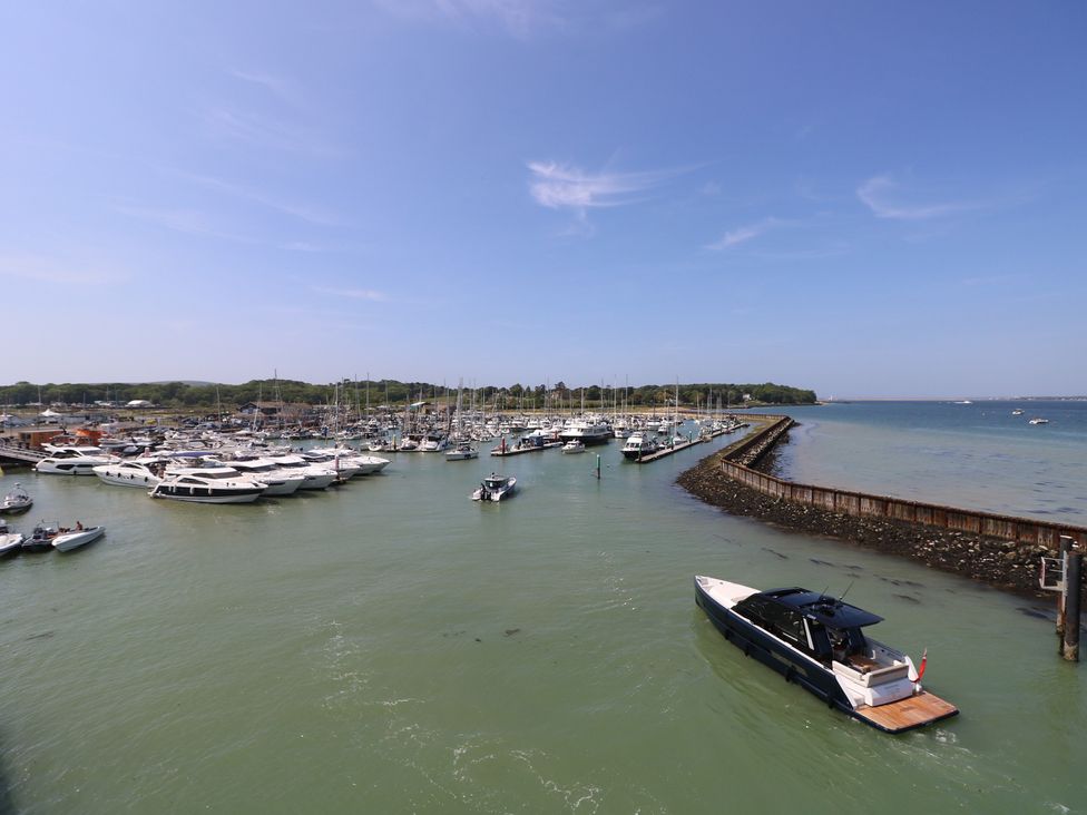 A marina with multiple boats and yachts at Delaware M2 in Yarmouth