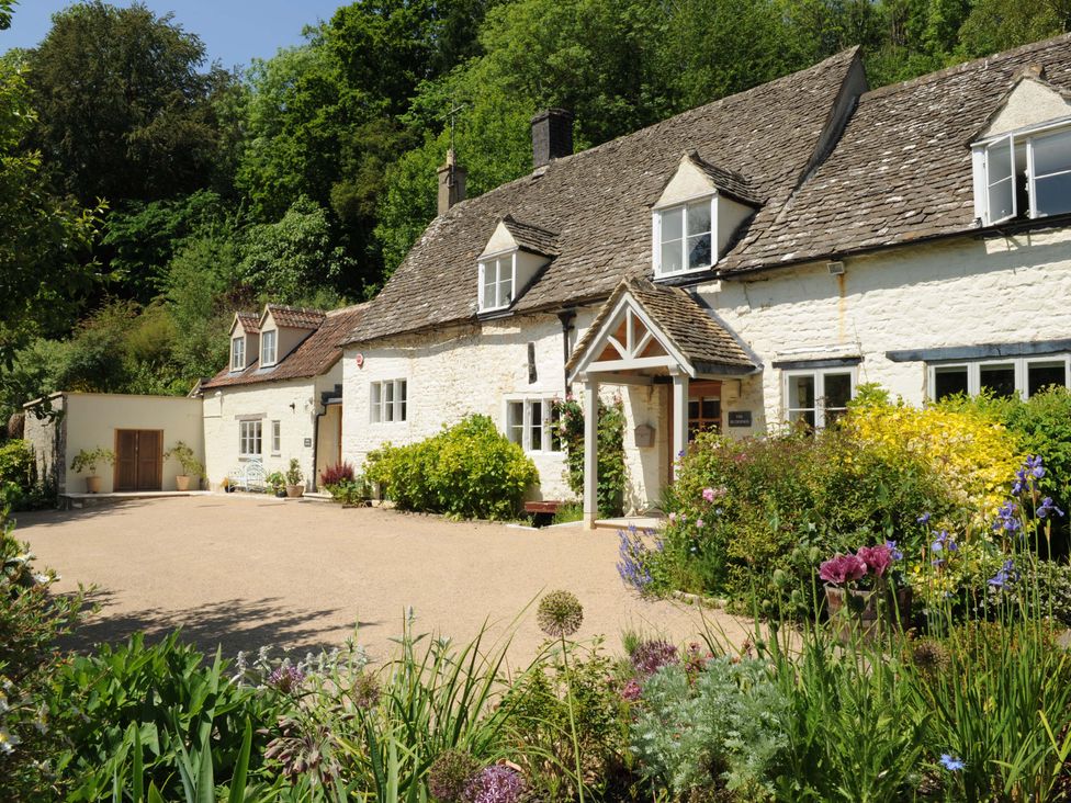 Spring Cottage - Cotswolds - 1132436 - thumbnail photo 1