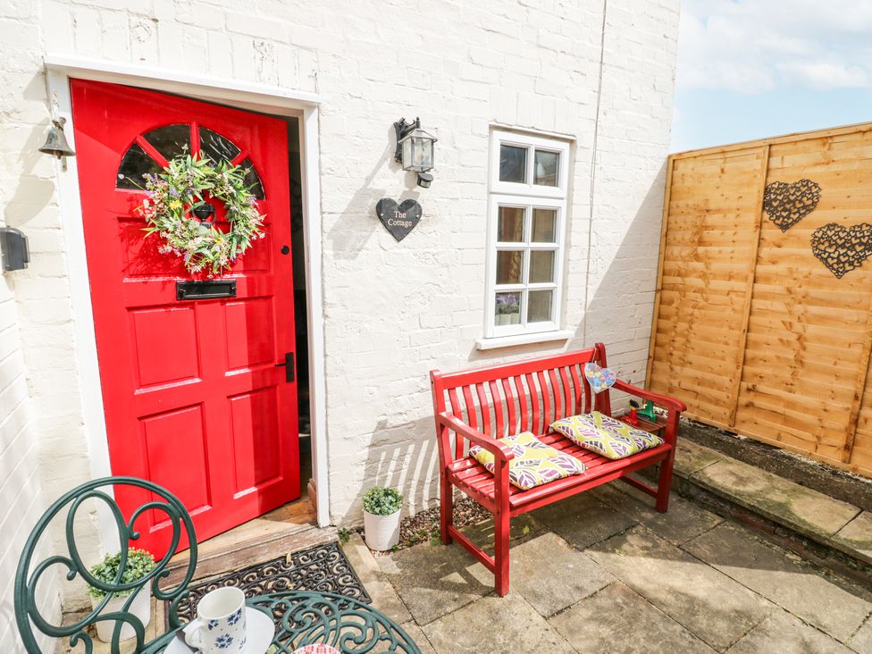 The Cottage - Cotswolds - 1133440 - thumbnail photo 2