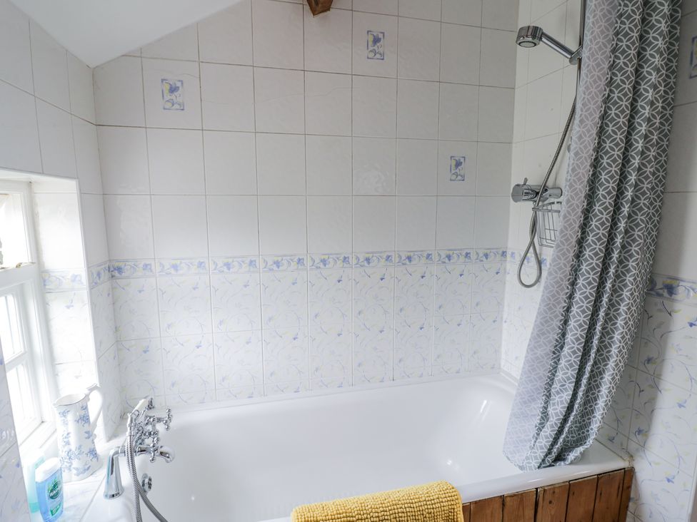 The Cottage - Cotswolds - 1133440 - thumbnail photo 18