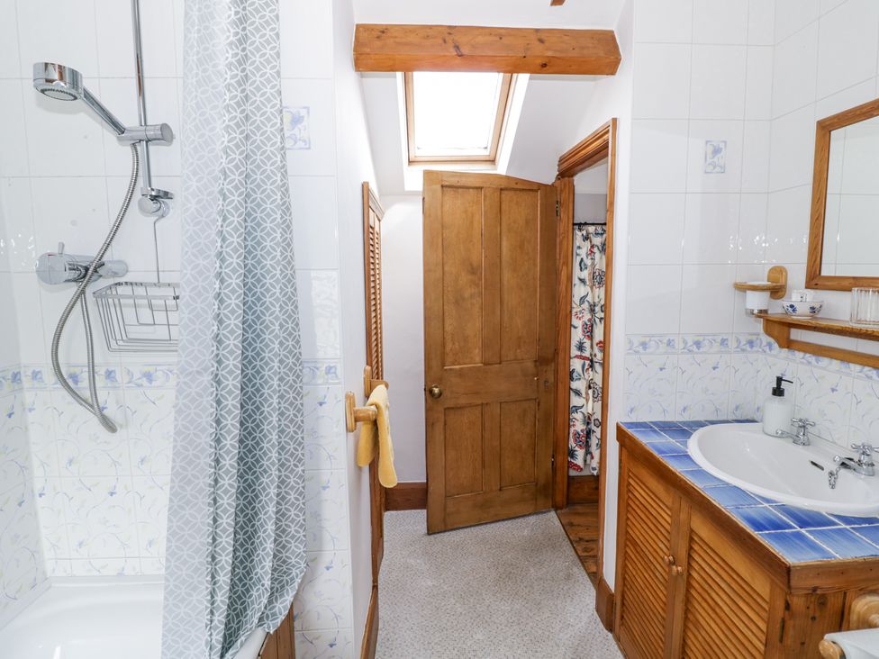 The Cottage - Cotswolds - 1133440 - thumbnail photo 19