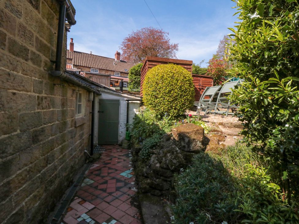 The Green - North Yorkshire (incl. Whitby) - 1134717 - thumbnail photo 24